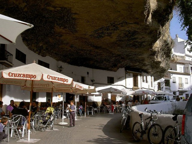 Rock City - Setenil de las Bodegas