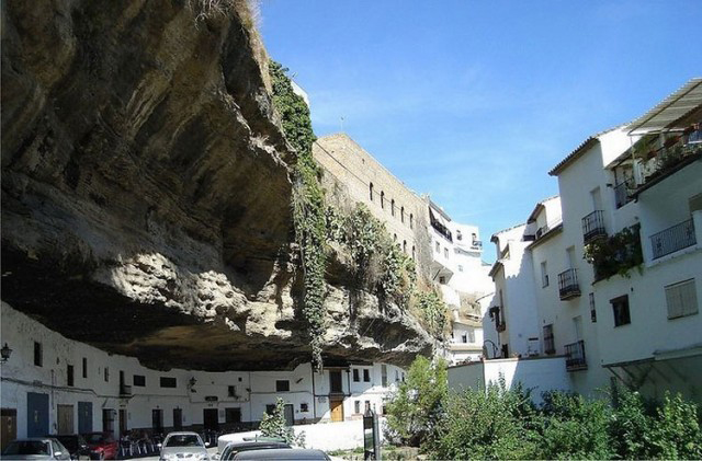 Rock City - Setenil de las Bodegas
