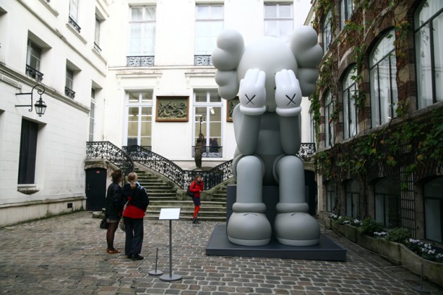 KAWS Imaginary Friends’ Exhibition