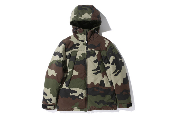 bape-woodland-camo-reversible-primaloft-jacket