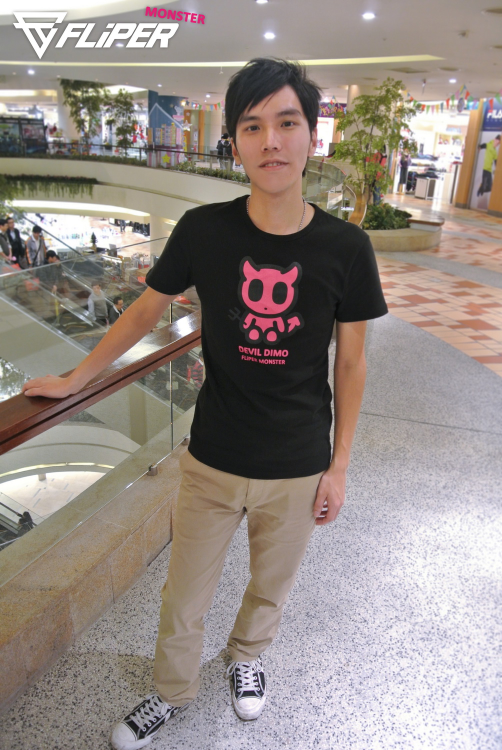 DIMO_M_black_01