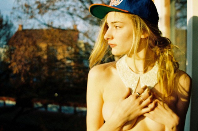 Julia-Oliv-and-Hanna-Rundlof-by-Lovisa-Ingman-for-Contributor-2-630x419