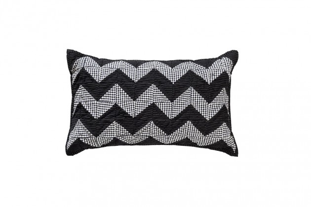 apc-holiday-2012-cushions