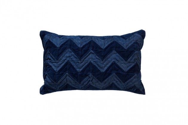 apc-holiday-2012-cushions
