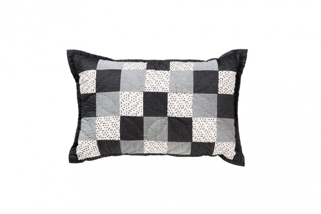 apc-holiday-2012-cushions