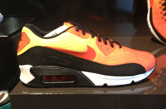 Nike Air Max EM “Sunrise Pack”