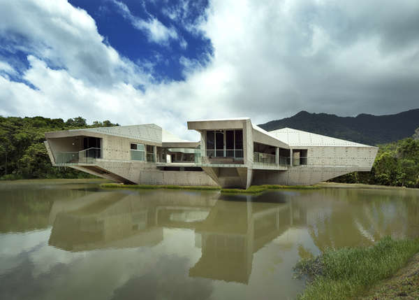 stamp-house-by-charles-wright-architects