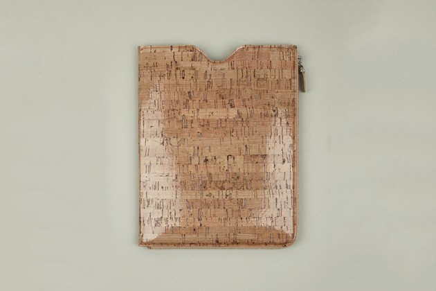 maison-martin-margiela-springsummer-2013-cork-accessories-02