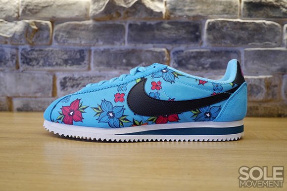 nike-cortez-classic-nylon-qs-floral-pack-2
