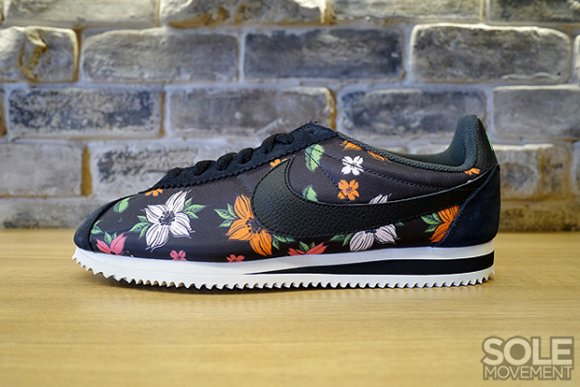 nike-cortez-classic-nylon-qs-floral-pack-4