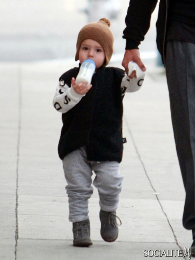 orlando-flynn-bloom-shopping-12232012-17-435x580 拷貝