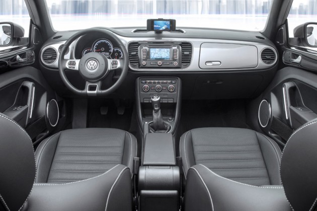 volkswagen-teams-up-with-apple-to-present-the-ibeetle-05