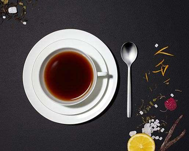 haelssen_n_lyon_calendar_tea9