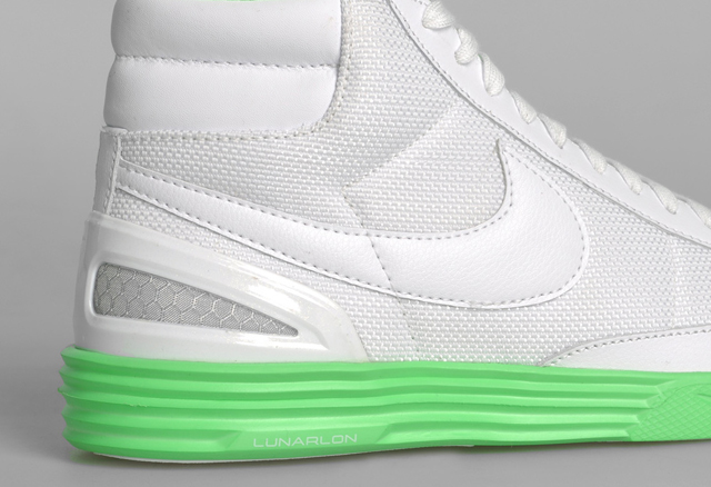 lunar-blazer3
