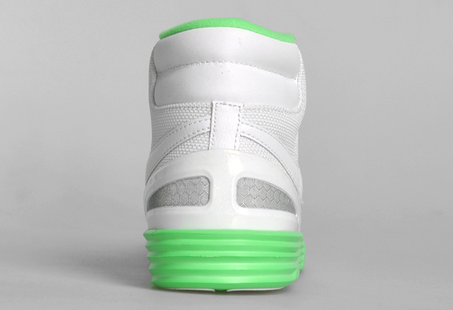 lunar-blazer5