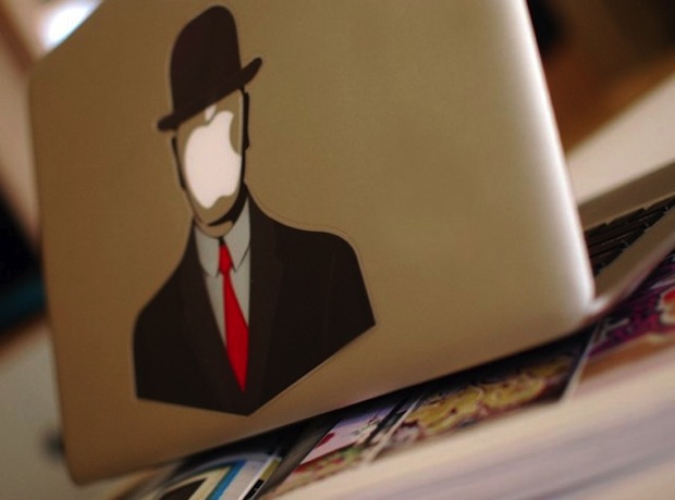 Rene-Magritte-MacBook-Decal1