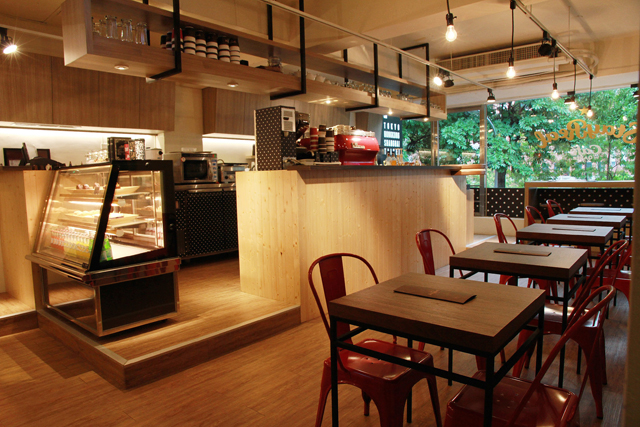 STAYREAL CAFE BY GABEE.一中店(店內景-1)