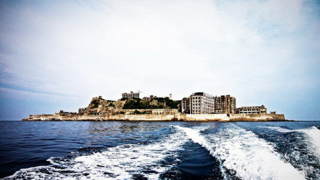 754613gunkanjima01