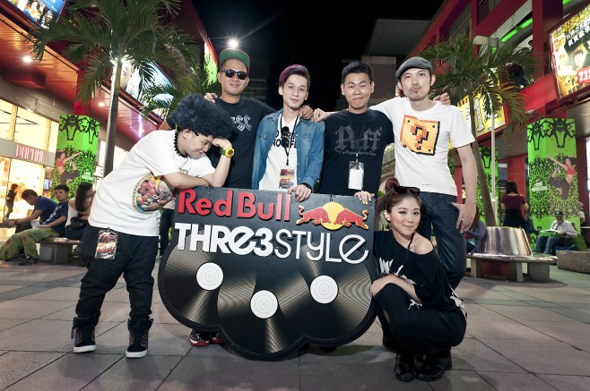 DJ Noodles, DJ E-Turn, DJ Ground, DJ Potato, DJ Question Mark, DJ Ray Ray - Portrait