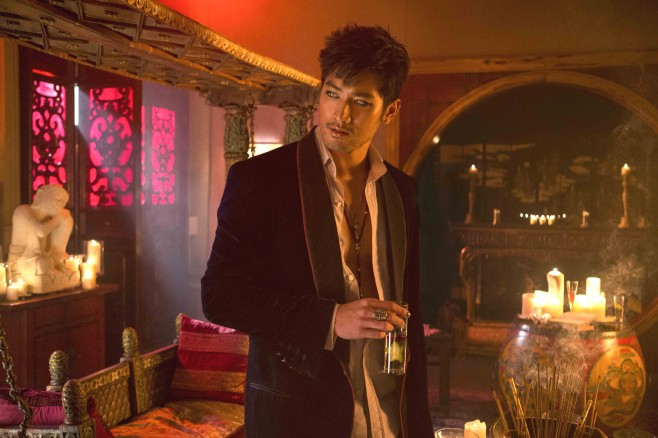 964279 - THE MORTAL INSTRUMENTS: CITY OF BONES
