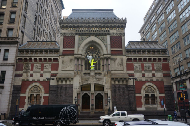 KAWS-@-PAFA-Pennsylvania-Academy-of-Fine-Arts-01