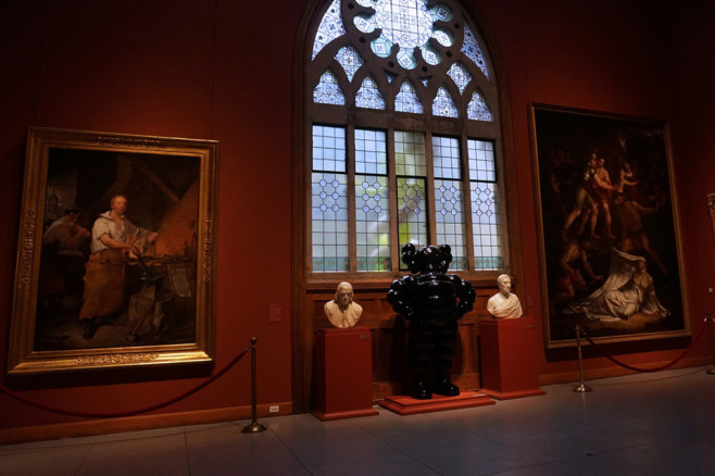 KAWS-@-PAFA-Pennsylvania-Academy-of-Fine-Arts-12
