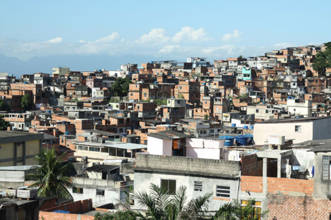 haas-and-hahn-favela-painting-project-2