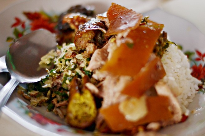 nasi-lawar-babi-guling-bali