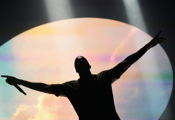112113_Tommy_Ton_Kanye_West_Concert_slide_17-610x418