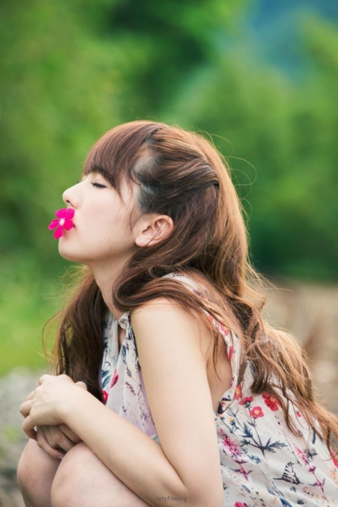 MG_8341-715x1072-682x1024