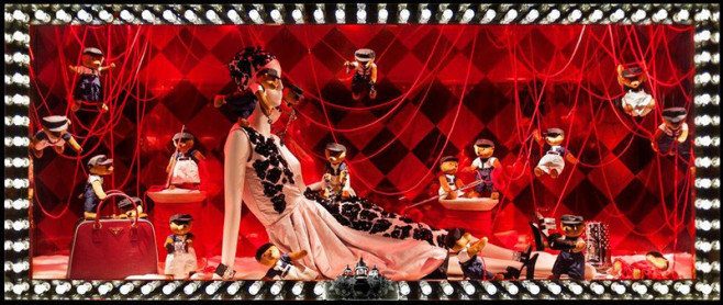 Prada-Printemps-Christmas_09