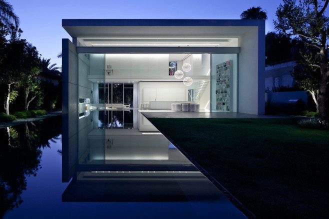 Ramat-Hasharon-House-13-by-Pitsou-Kedem-Architects-08
