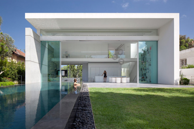 Ramat-Hasharon-House-13-by-Pitsou-Kedem-Architects-13