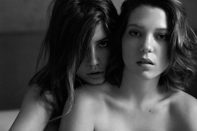 lea-seydoux-adele-exarchopoulos-interview-magazine-05