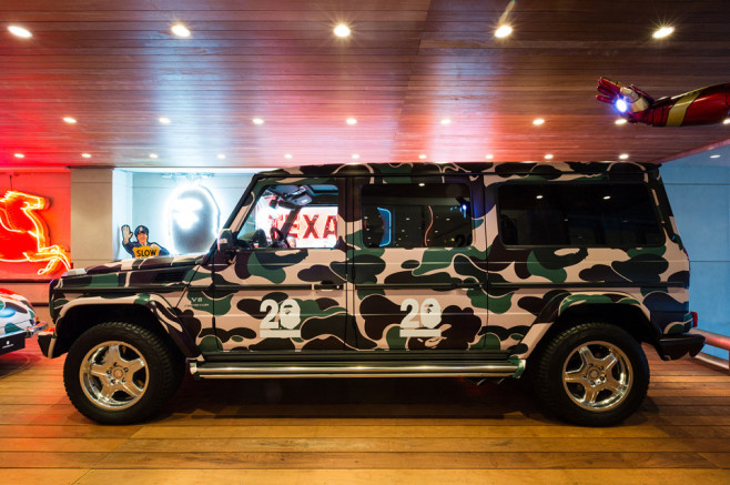nowhere-a-bathing-ape-presents-bapeland-exhibition-recap-02-960x640