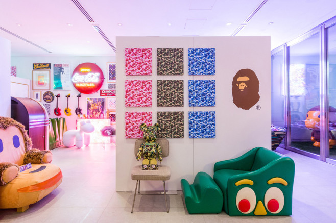 nowhere-a-bathing-ape-presents-bapeland-exhibition-recap-05-960x640