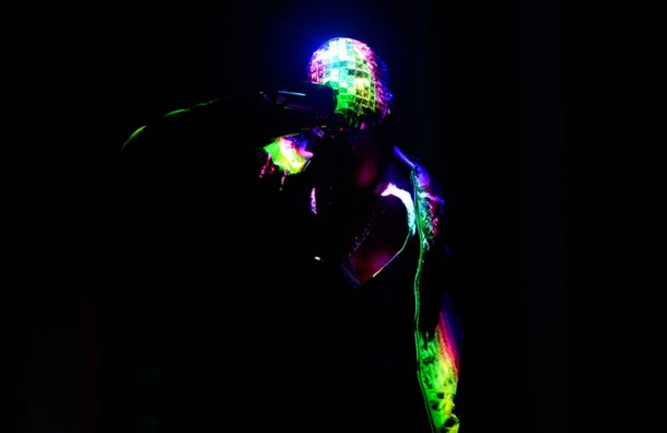 yeezuskanye3-610x396