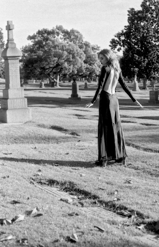 Film4186-4-610x942