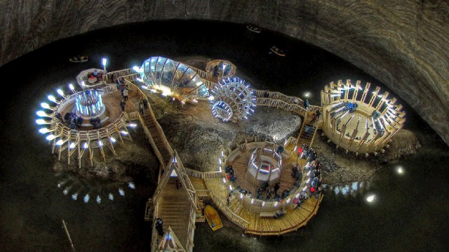 Salina-Turda-Museum2-640x359