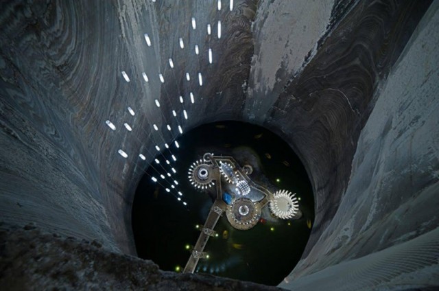 Salina-Turda-Museum3-640x424