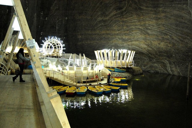 Salina-Turda-Museum7-640x426