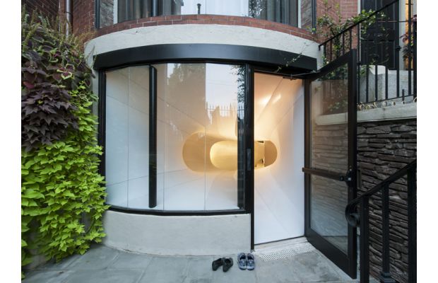 suspenseimmersivefabricinstallationbysophiachang_dezeen_ss_8