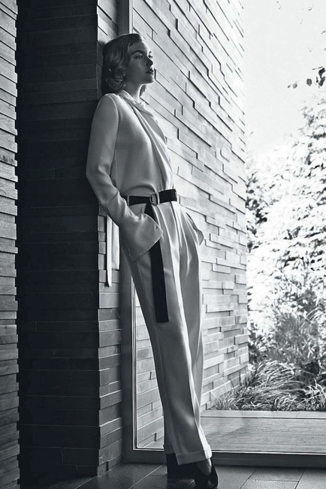 vogue-australia-december-2013-arizona-muse-2