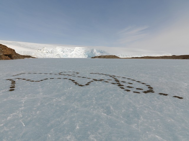 1337846386_1a-640x480