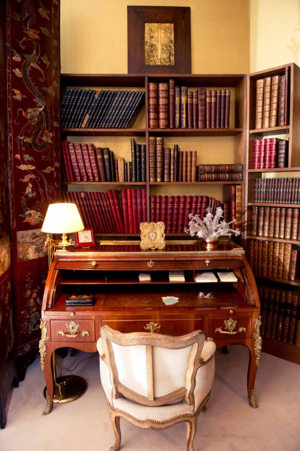 Coco_Apartment-Closet-009_2