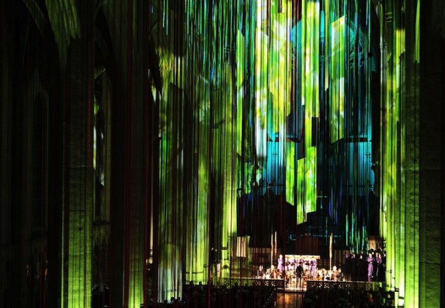 Graced-With-Light-Installation-in-San-Fransisco-Cathedral-10-640x443