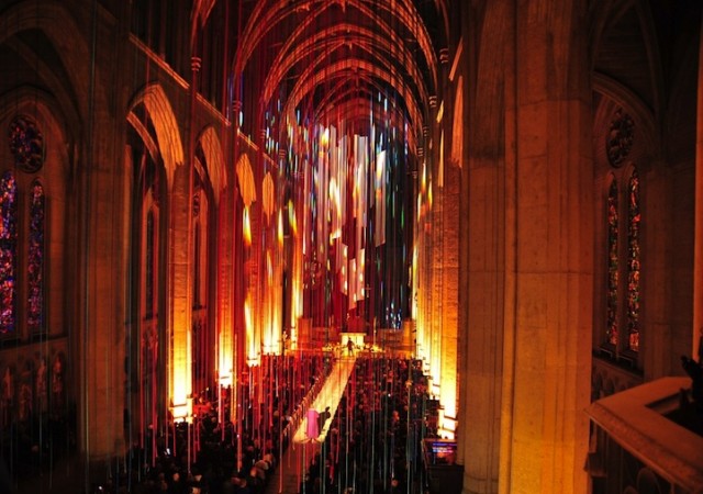 Graced-With-Light-Installation-in-San-Fransisco-Cathedral-7-640x450