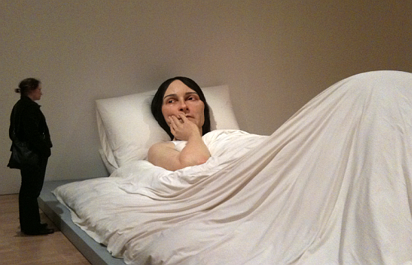 in_bed_by_ron_mueck