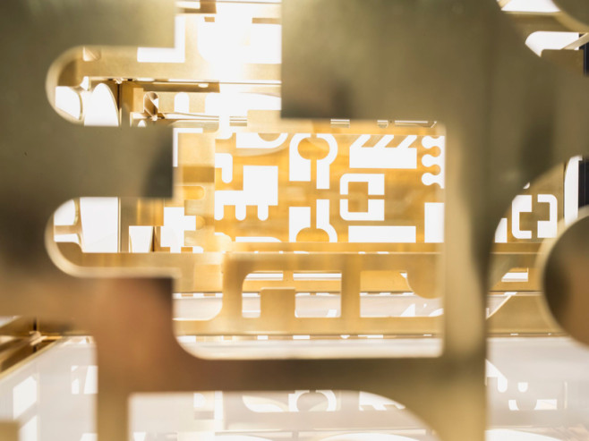 parasite-production-samuel-treindl-designboom08