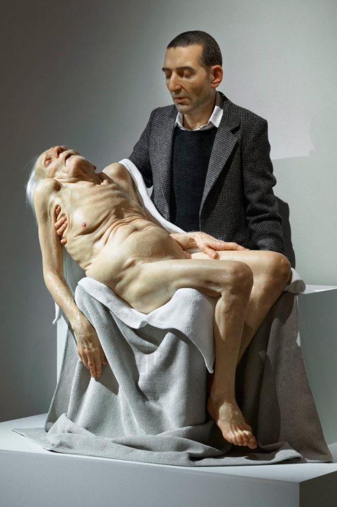 sam-jinks-at-art-stage-singapore-designboom-08